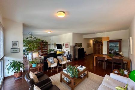 Apartamento à venda com 170m², 3 quartos e 2 vagasSala