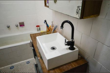 Apartamento à venda com 100m², 3 quartos e sem vagaBanheiro