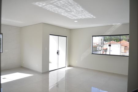 Casa à venda com 155m², 3 quartos e 4 vagasSala