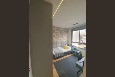 Apartamento à venda com 191m², 3 quartos e 3 vagas