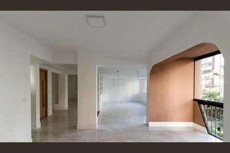 Apartamento à venda com 210m², 3 quartos e 4 vagas