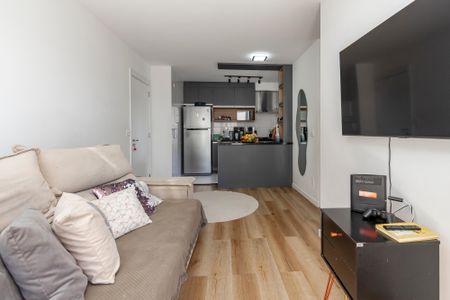 Apartamento à venda com 61m², 2 quartos e 1 vaga Apartamento à venda com 61m², 2 quartos e 1 vagaSala