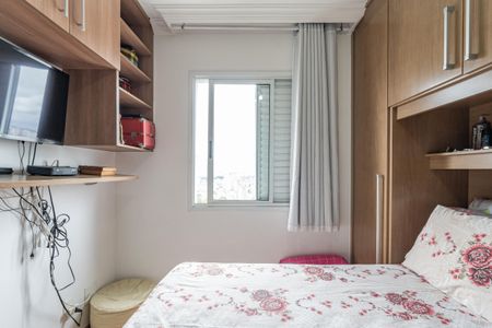 Apartamento à venda com 71m², 3 quartos e 2 vagasQuarto 2