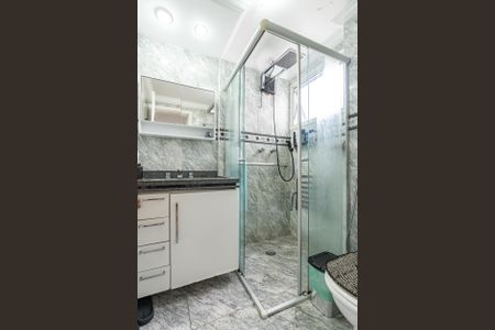 Apartamento à venda com 71m², 3 quartos e 2 vagasBanheiro