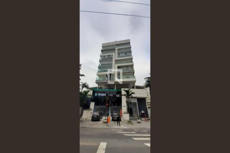 Apartamento à venda com 116m², 3 quartos e 2 vagas Apartamento à venda com 116m², 3 quartos e 2 vagasFachada