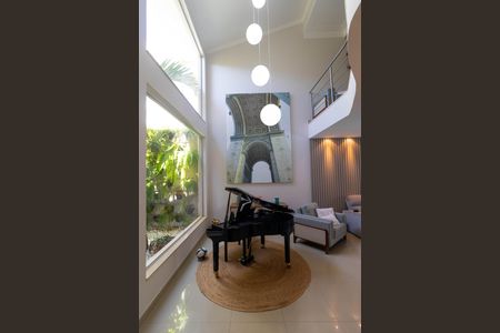 Casa de condomínio à venda com 270m², 4 quartos e 4 vagas Casa de condomínio à venda com 270m², 4 quartos e 4 vagasSalas