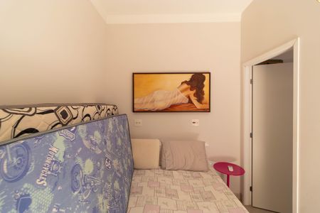 Casa de condomínio à venda com 270m², 4 quartos e 4 vagas Casa de condomínio à venda com 270m², 4 quartos e 4 vagasQuarto de Serviço