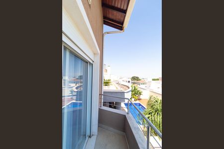 Casa de condomínio à venda com 270m², 4 quartos e 4 vagas Casa de condomínio à venda com 270m², 4 quartos e 4 vagasSacada da Suíte 01