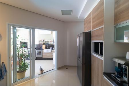 Casa de condomínio à venda com 270m², 4 quartos e 4 vagas Casa de condomínio à venda com 270m², 4 quartos e 4 vagasCozinha