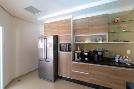 Casa de condomínio à venda com 270m², 4 quartos e 4 vagas Casa de condomínio à venda com 270m², 4 quartos e 4 vagasCozinha