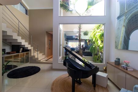 Casa de condomínio à venda com 270m², 4 quartos e 4 vagas Casa de condomínio à venda com 270m², 4 quartos e 4 vagasSalas