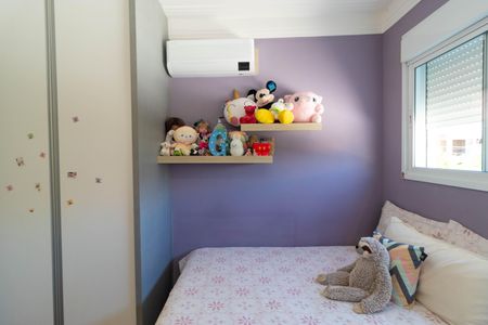 Casa de condomínio à venda com 270m², 4 quartos e 4 vagas Casa de condomínio à venda com 270m², 4 quartos e 4 vagasSuíte 02