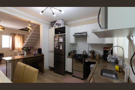 Casa de condomínio à venda com 60m², 2 quartos e 1 vaga Casa de condomínio à venda com 60m², 2 quartos e 1 vagaCozinha