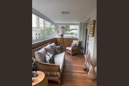 Apartamento à venda com 201m², 4 quartos e 4 vagas