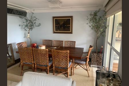 Apartamento à venda com 201m², 4 quartos e 4 vagas