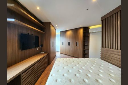 Apartamento à venda com 73m², 1 quarto e 1 vagaSala/Quarto