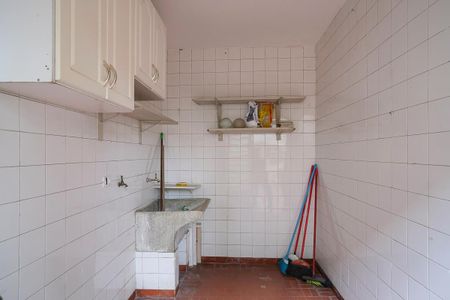 Casa para alugar com 174m², 3 quartos e 2 vagasÁrea de serviço