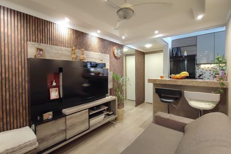 Apartamento à venda com 43m², 2 quartos e 1 vaga Apartamento à venda com 43m², 2 quartos e 1 vagaSala