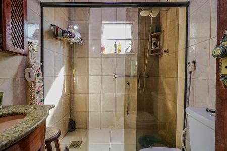 Casa de condomínio à venda com 120m², 3 quartos e sem vaga Casa de condomínio à venda com 120m², 3 quartos e sem vagaBanheiro