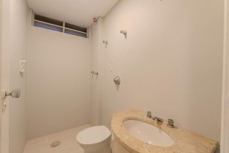 Apartamento à venda com 111m², 3 quartos e 2 vagasBanheiro 2