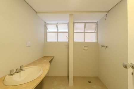 Apartamento à venda com 111m², 3 quartos e 2 vagasBanheiro 1
