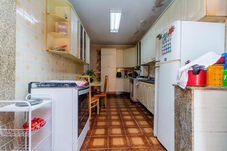 Casa à venda com 476m², 3 quartos e 2 vagasCozinha