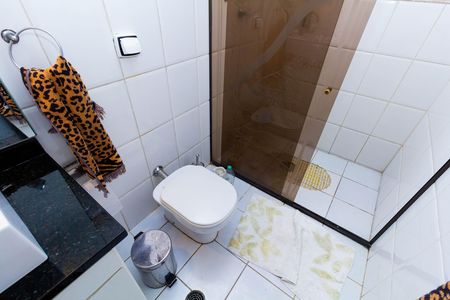 Casa à venda com 476m², 3 quartos e 2 vagasBanheiro 2