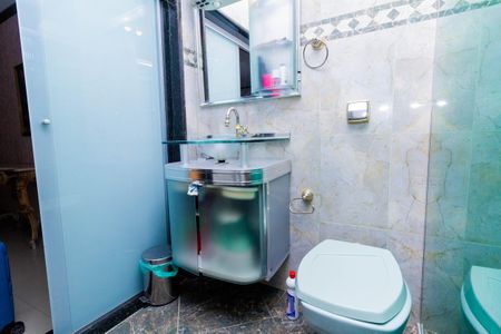 Casa à venda com 476m², 3 quartos e 2 vagasBanheiro da Suíte 1