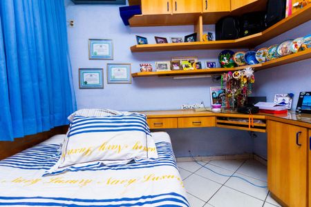 Casa à venda com 476m², 3 quartos e 2 vagasQuarto 2