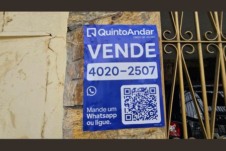 Casa à venda com 476m², 3 quartos e 2 vagasPlaca