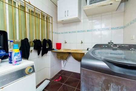 Casa à venda com 476m², 3 quartos e 2 vagasÁrea de Serviço