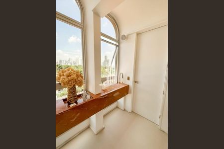 Apartamento à venda com 341m², 4 quartos e 4 vagas