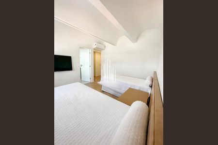 Apartamento à venda com 341m², 4 quartos e 4 vagas