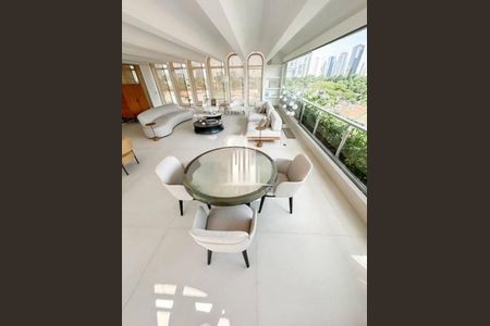 Apartamento à venda com 341m², 4 quartos e 4 vagas