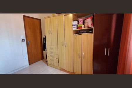 Casa à venda com 175m², 3 quartos e 2 vagasQuarto 2