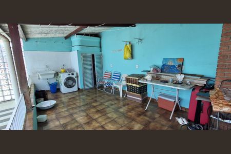 Casa à venda com 175m², 3 quartos e 2 vagasÁrea de Serviço 