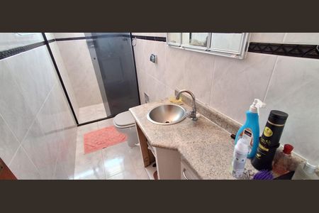 Casa à venda com 175m², 3 quartos e 2 vagasBanheiro Suíte 