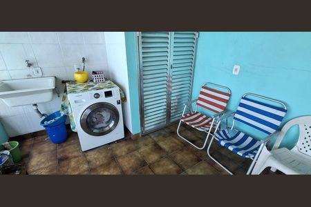 Casa à venda com 175m², 3 quartos e 2 vagasÁrea de Serviço 