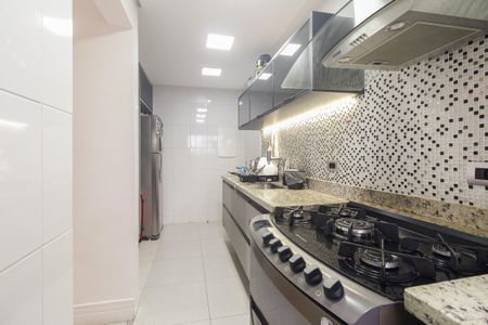 Apartamento à venda com 84m², 2 quartos e 2 vagas Apartamento à venda com 84m², 2 quartos e 2 vagasCozinha