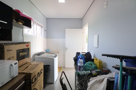 Casa à venda com 173m², 3 quartos e 2 vagasÁrea de Serviço