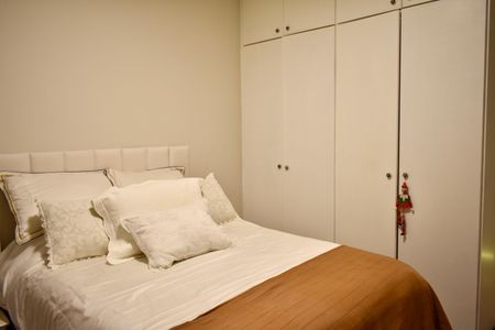 Apartamento à venda com 106m², 2 quartos e 1 vagaQuarto 1