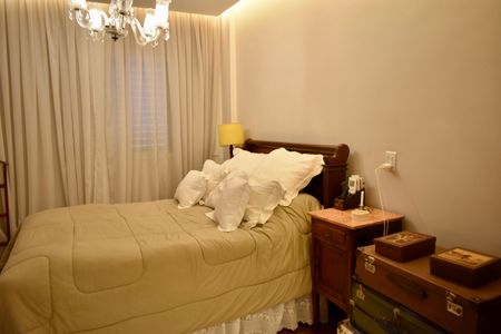 Apartamento à venda com 106m², 2 quartos e 1 vagaQuarto 2