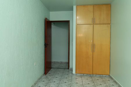 Casa à venda com 200m², 3 quartos e 2 vagasQuarto 1
