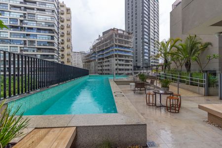 Studio à venda com 31m², 1 quarto e sem vagaÁrea comum - Piscina