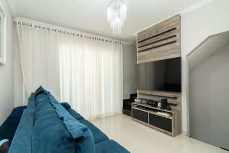 Casa de condomínio à venda com 113m², 2 quartos e 3 vagasSala