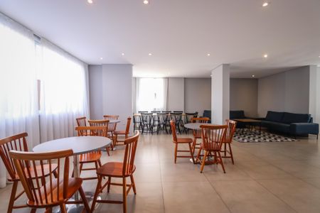 Apartamento para alugar com 47m², 2 quartos e 1 vagaÁrea comum - Salão de festas