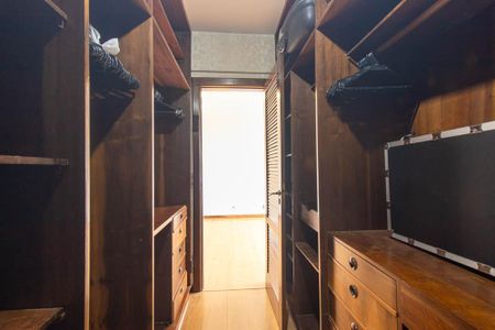 Apartamento para alugar com 397m², 5 quartos e 3 vagasCloset da Suíte Master