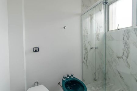 Apartamento para alugar com 397m², 5 quartos e 3 vagasBanheiro da Suíte 2