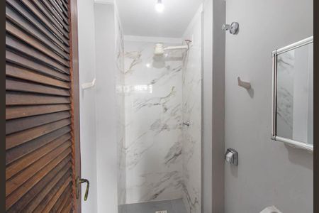 Apartamento para alugar com 397m², 5 quartos e 3 vagasBanheiro de Serviço