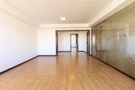 Apartamento para alugar com 397m², 5 quartos e 3 vagasSala